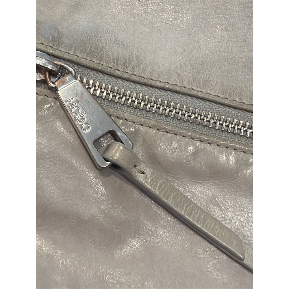 Hobo The Original Gray Leather Pockets Zipper Closure Hobo Shoulder Bag - Picture 12 of 13